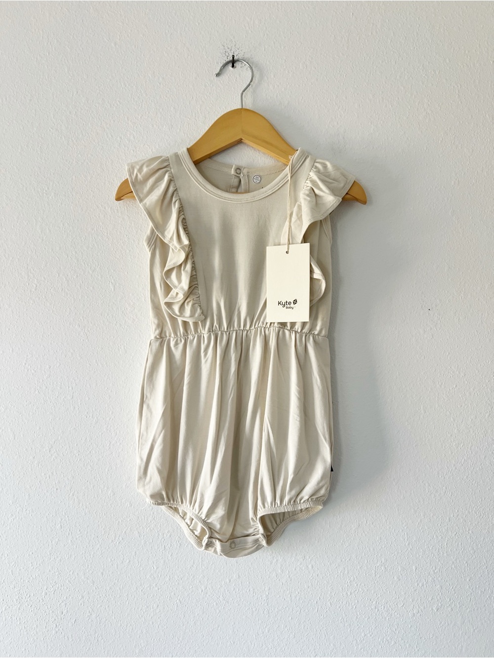 KYTE | NWT Bamboo Ruffle Romper in Beige | 2T